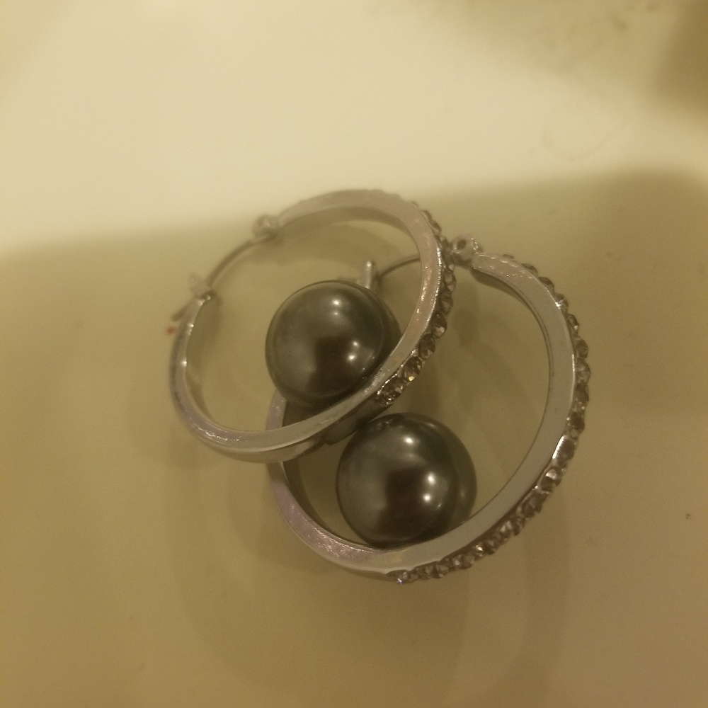 Simply vera hoop pearl earrings